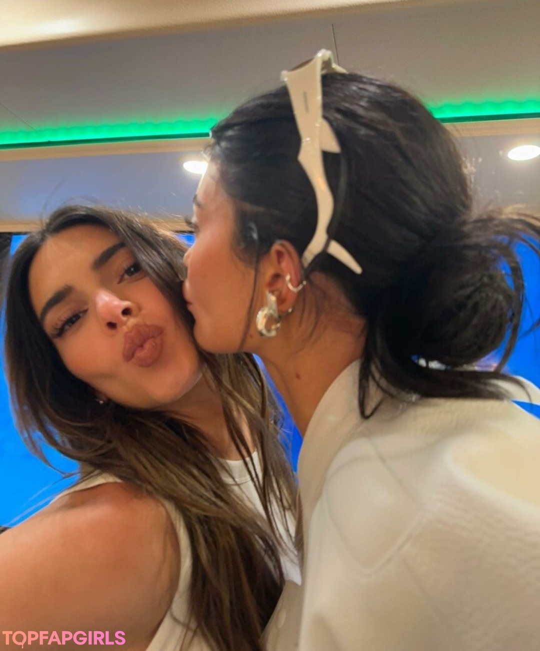Nacktes geleaktes OnlyFans-Foto von Kylie Jenner #1045