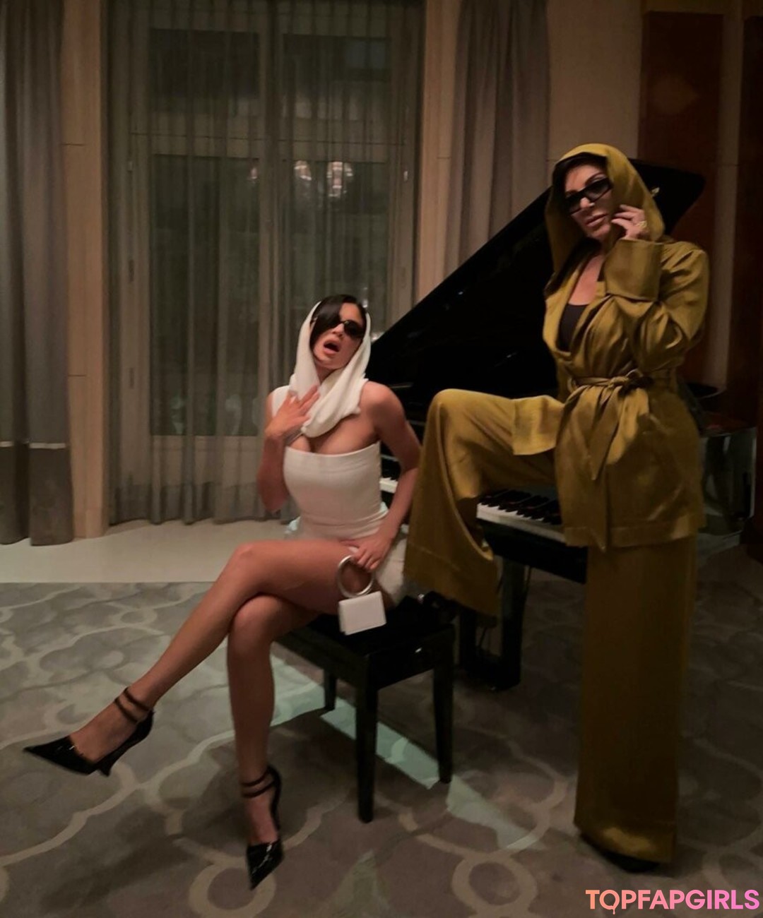 Nacktes geleaktes OnlyFans-Foto von Kylie Jenner #1191