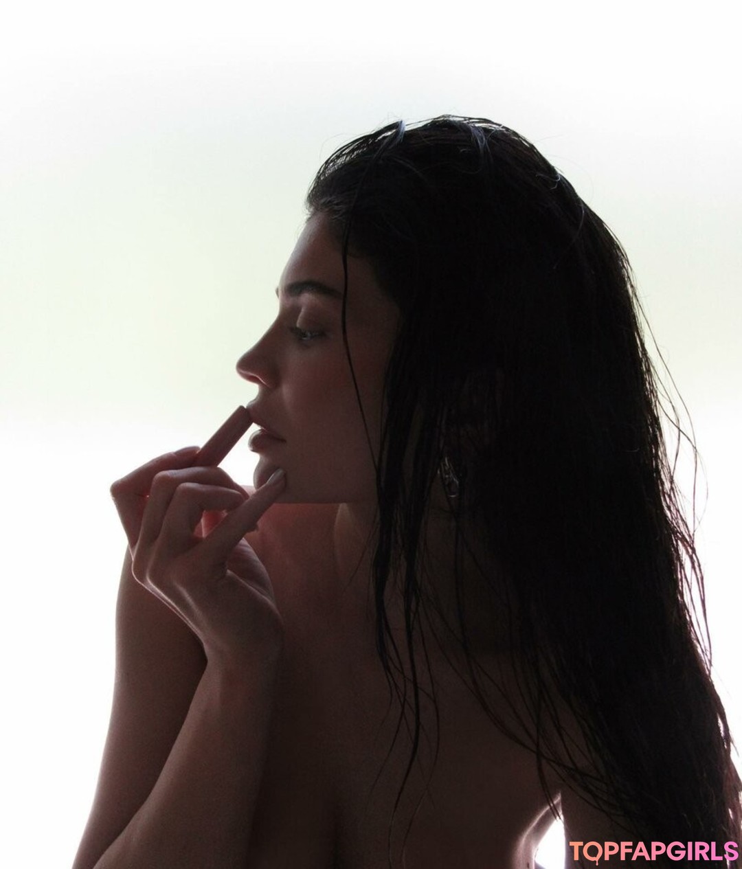 Nacktes geleaktes OnlyFans-Foto von Kylie Jenner #1207