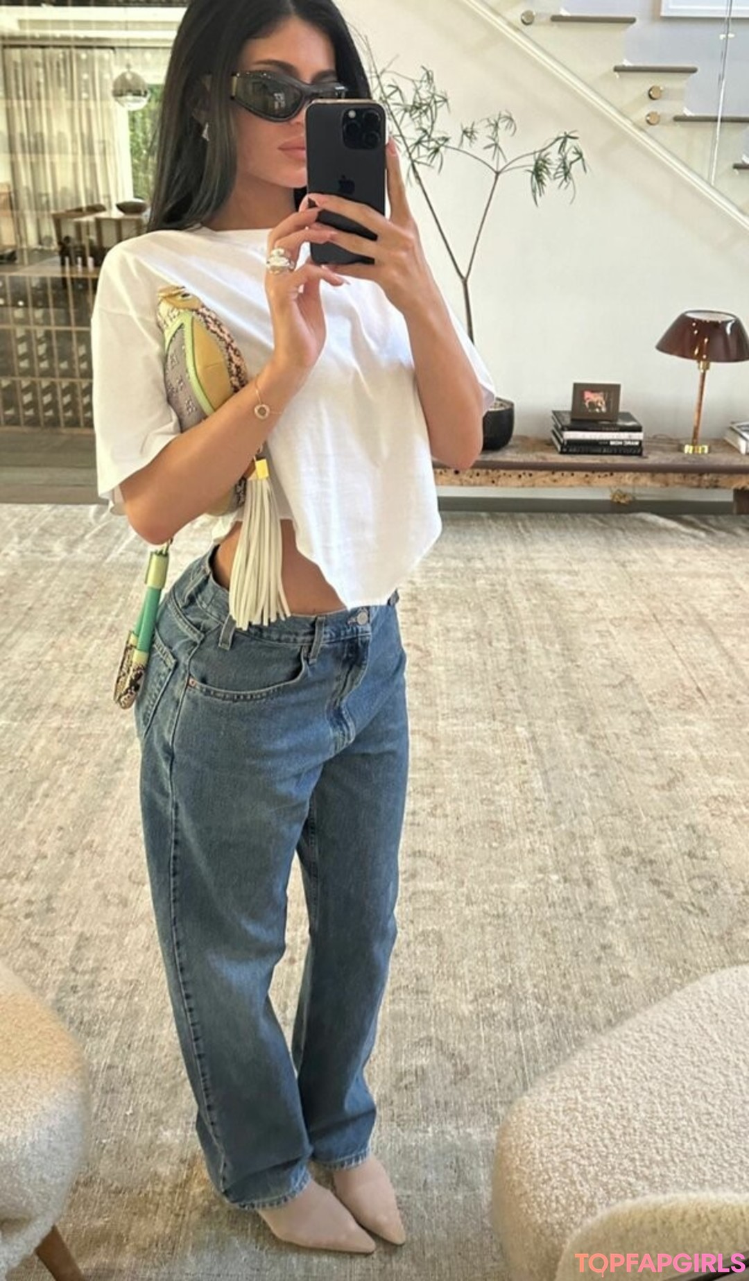 Nacktes geleaktes OnlyFans-Foto von Kylie Jenner #1247