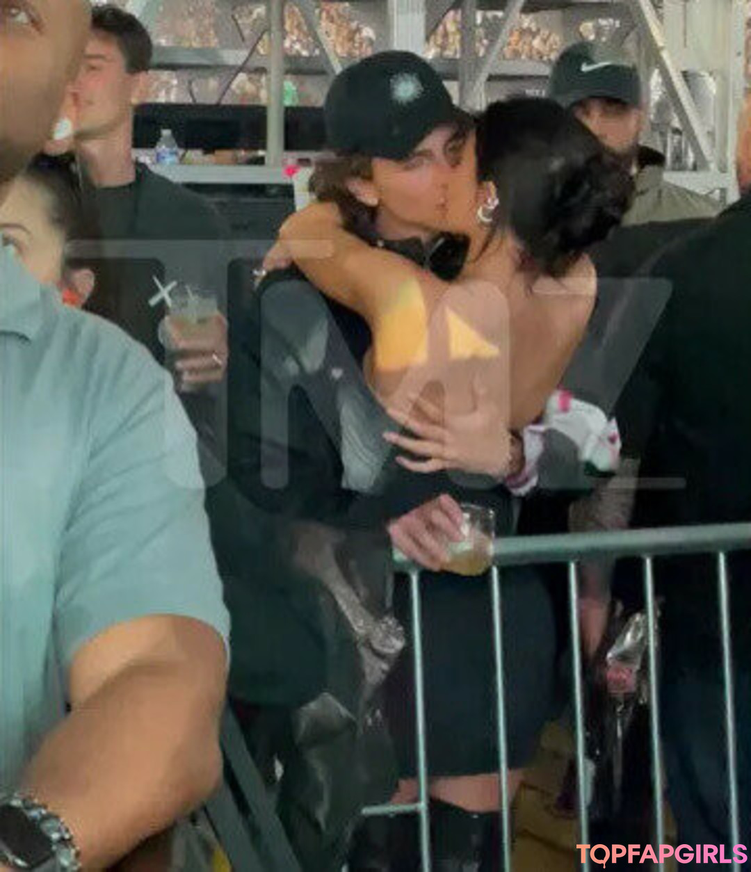 Nacktes geleaktes OnlyFans-Foto von Kylie Jenner #1363