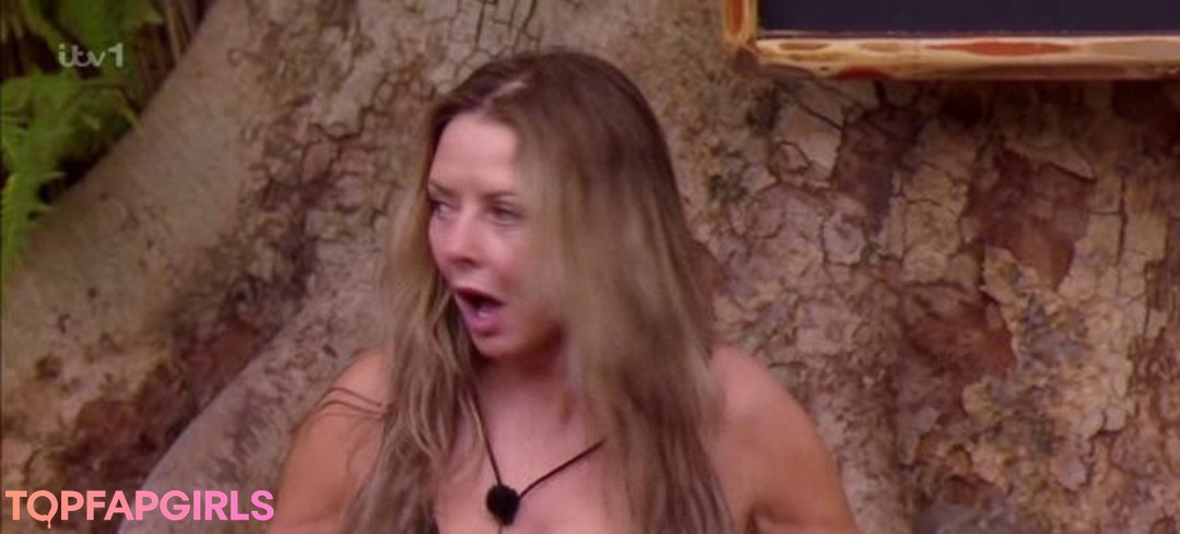Nacktes geleaktes OnlyFans-Foto von Carol Vorderman #1004