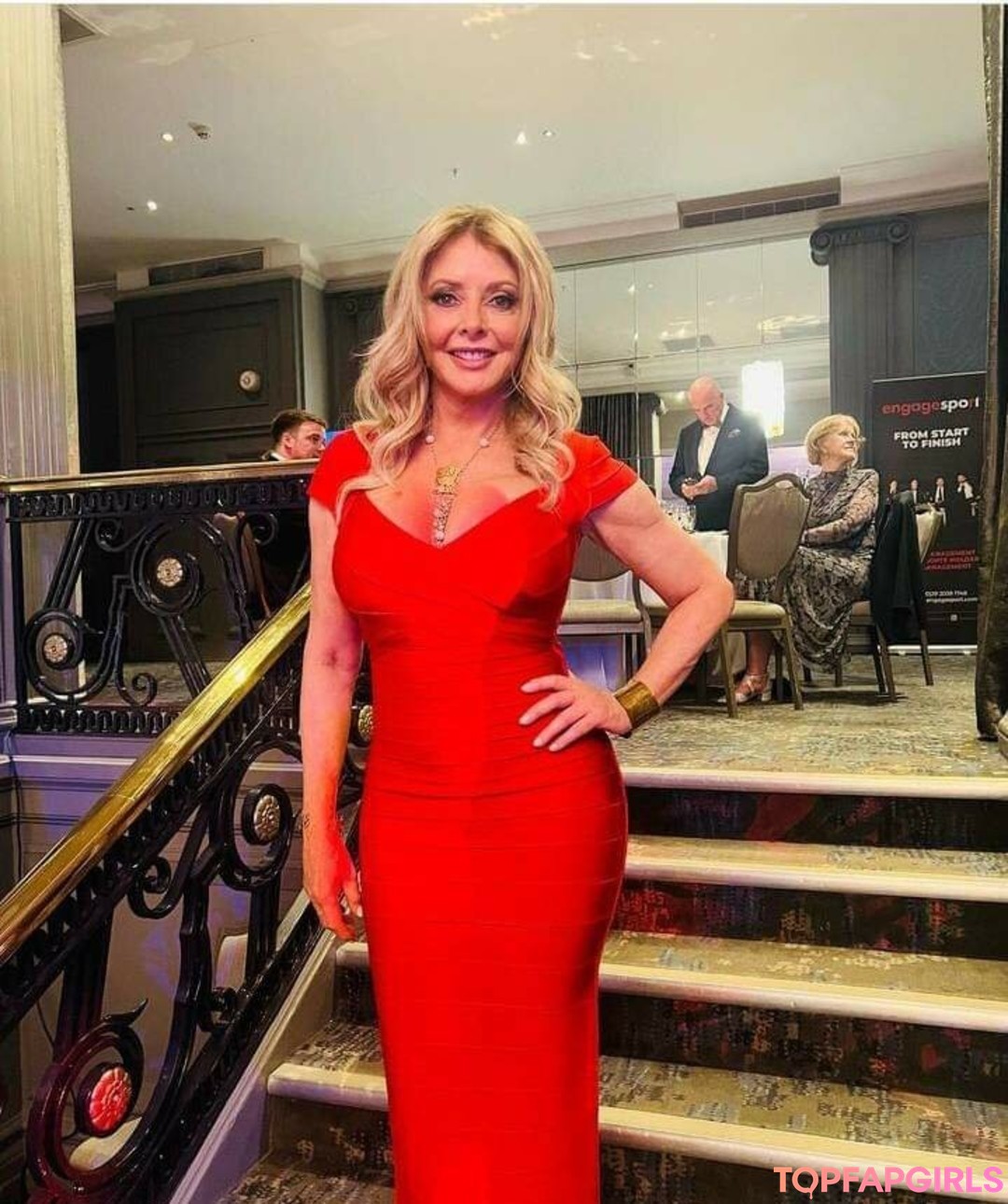 Nacktes geleaktes OnlyFans-Foto von Carol Vorderman #1099