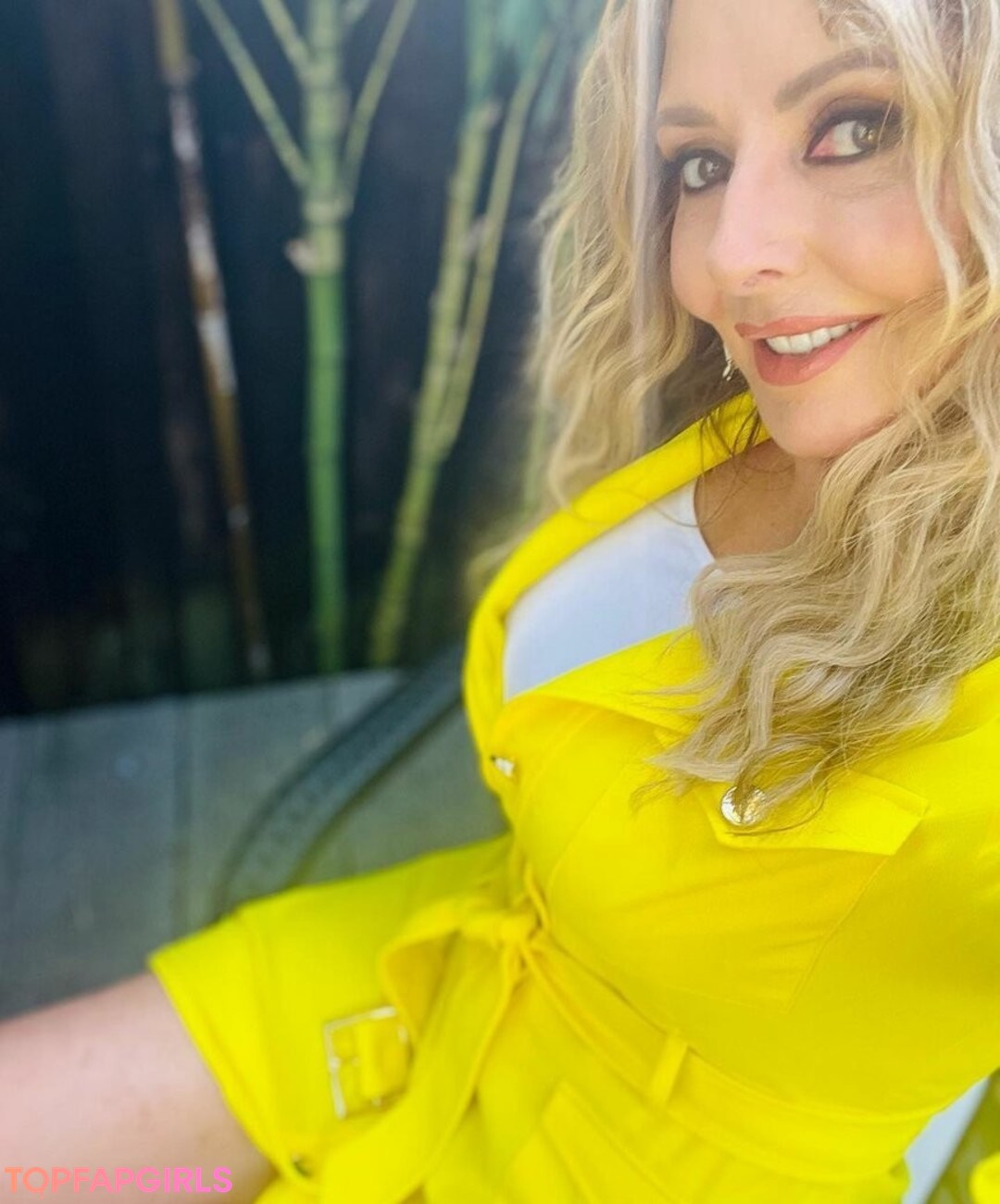 Nacktes geleaktes OnlyFans-Foto von Carol Vorderman #1173