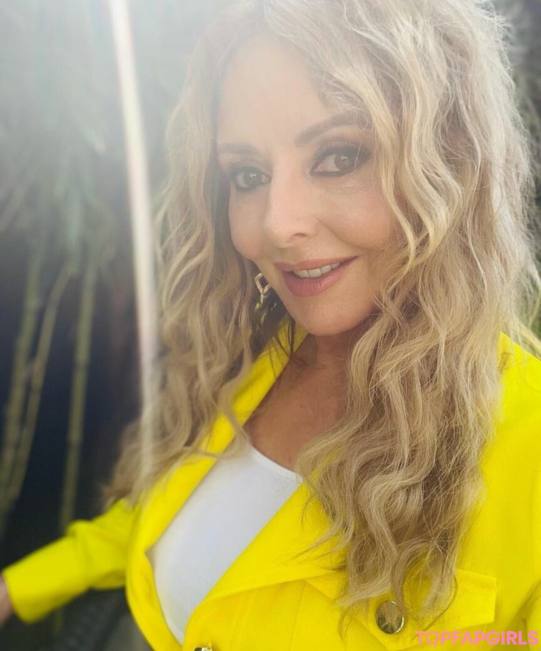 Nacktes geleaktes OnlyFans-Foto von Carol Vorderman #1174