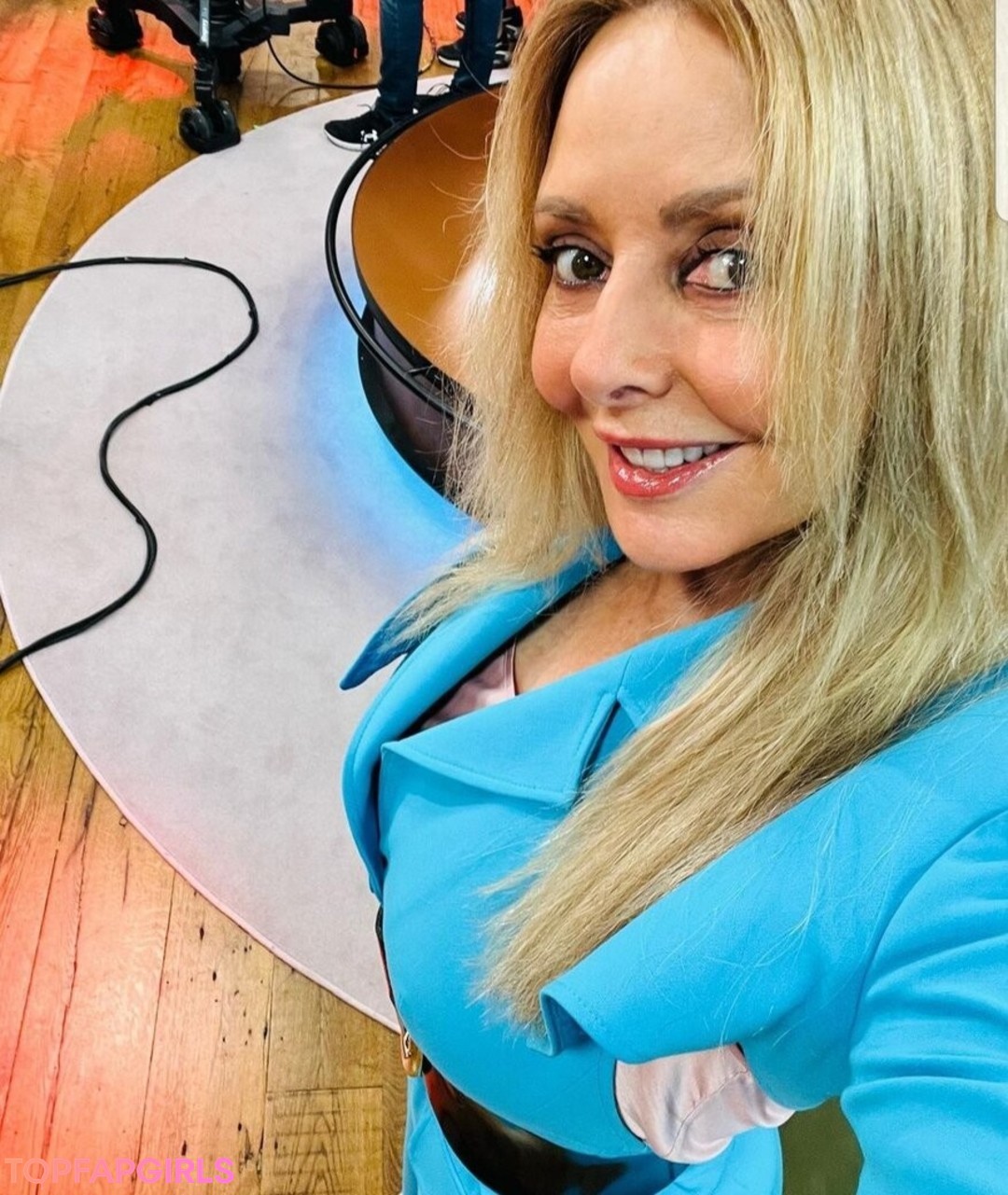 Nacktes geleaktes OnlyFans-Foto von Carol Vorderman #1177