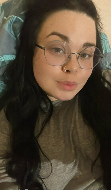 Nacktes geleaktes OnlyFans-Foto von Jennychubby