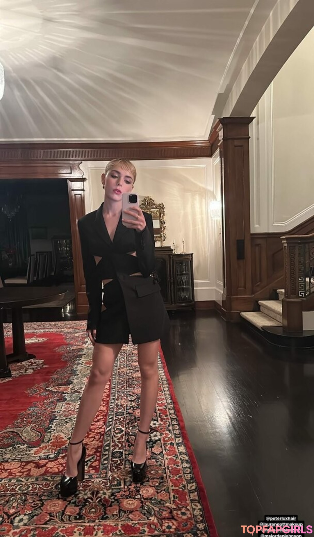 Nacktes geleaktes OnlyFans-Foto von Kiernan Shipka #1141