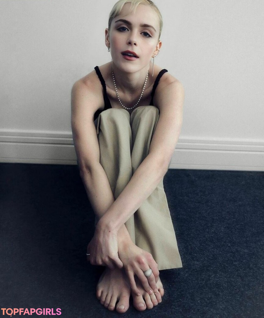 Nacktes geleaktes OnlyFans-Foto von Kiernan Shipka #1210