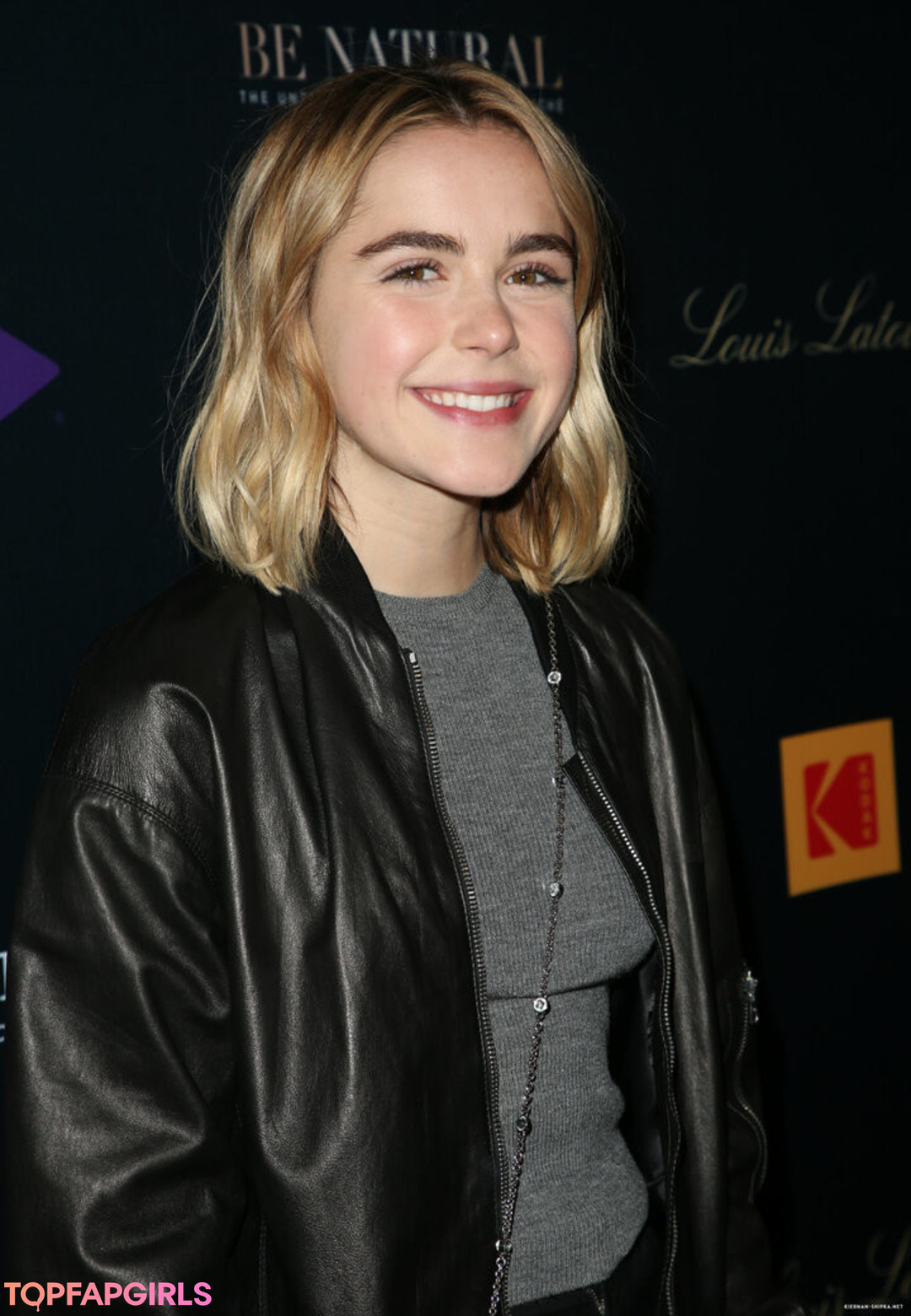 Nacktes geleaktes OnlyFans-Foto von Kiernan Shipka #1222