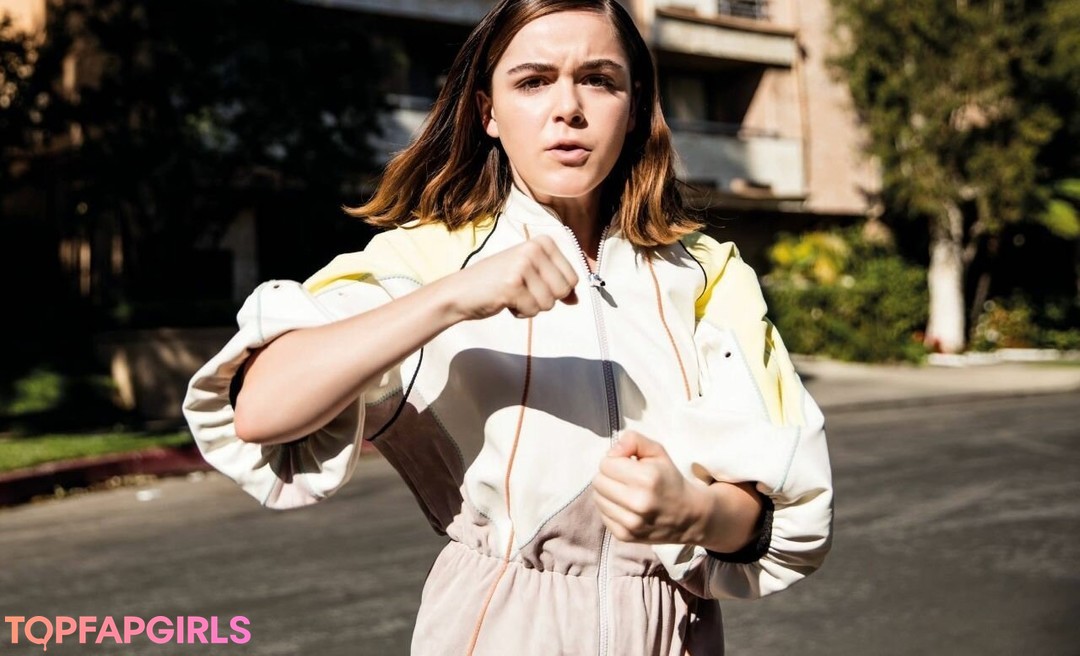 Nacktes geleaktes OnlyFans-Foto von Kiernan Shipka #1242