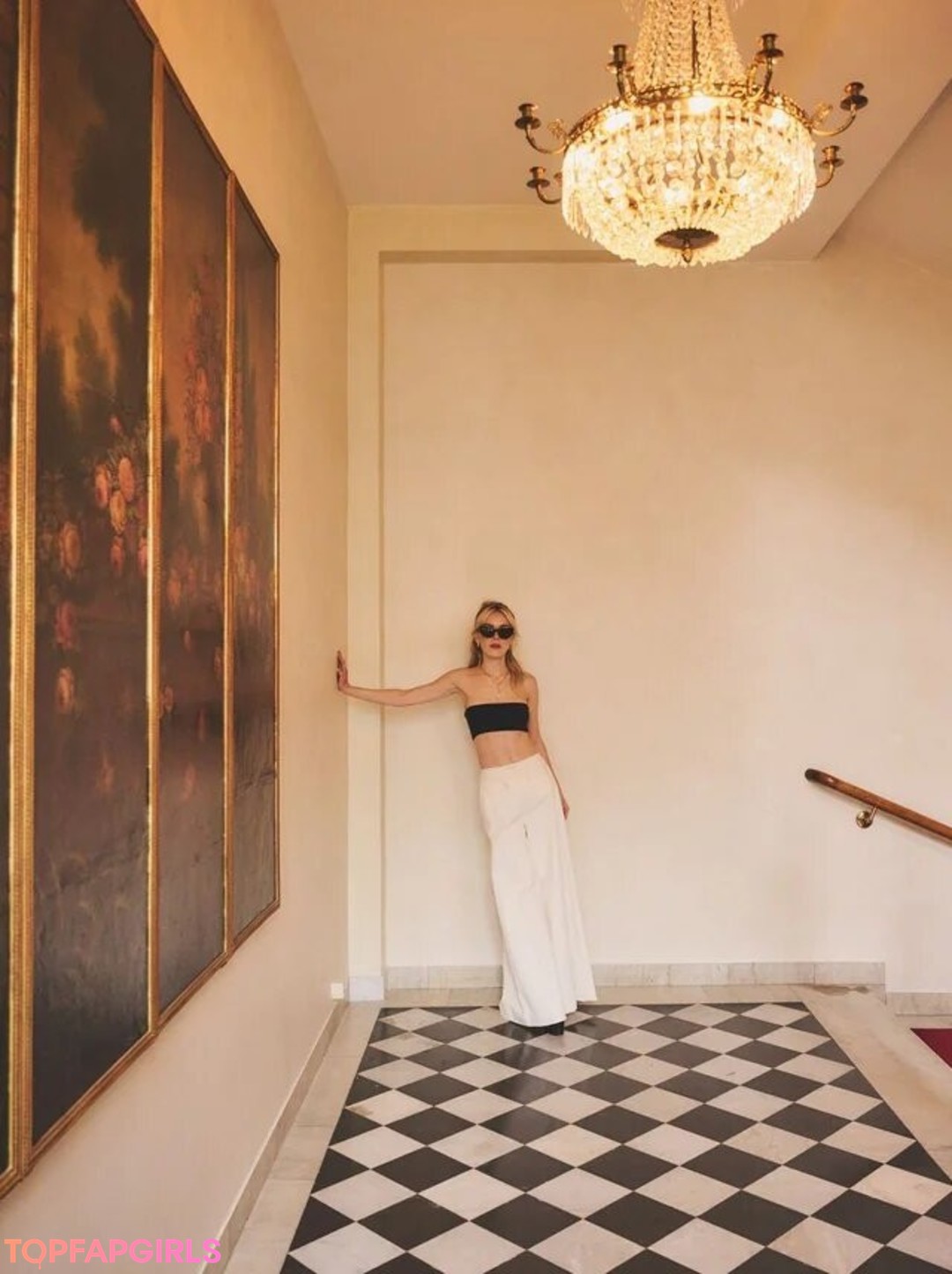 Nacktes geleaktes OnlyFans-Foto von Kiernan Shipka #1294