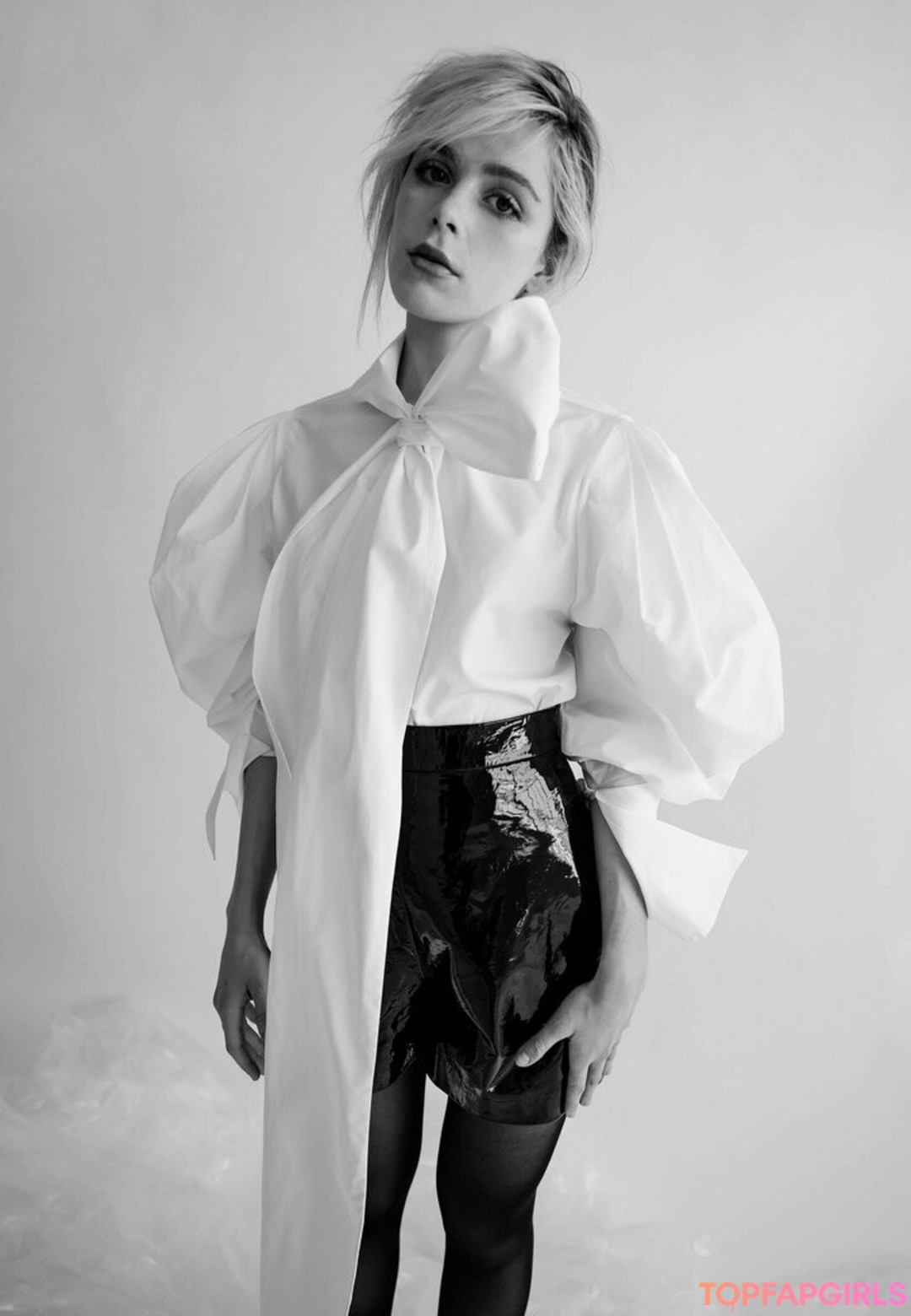 Nacktes geleaktes OnlyFans-Foto von Kiernan Shipka #1493