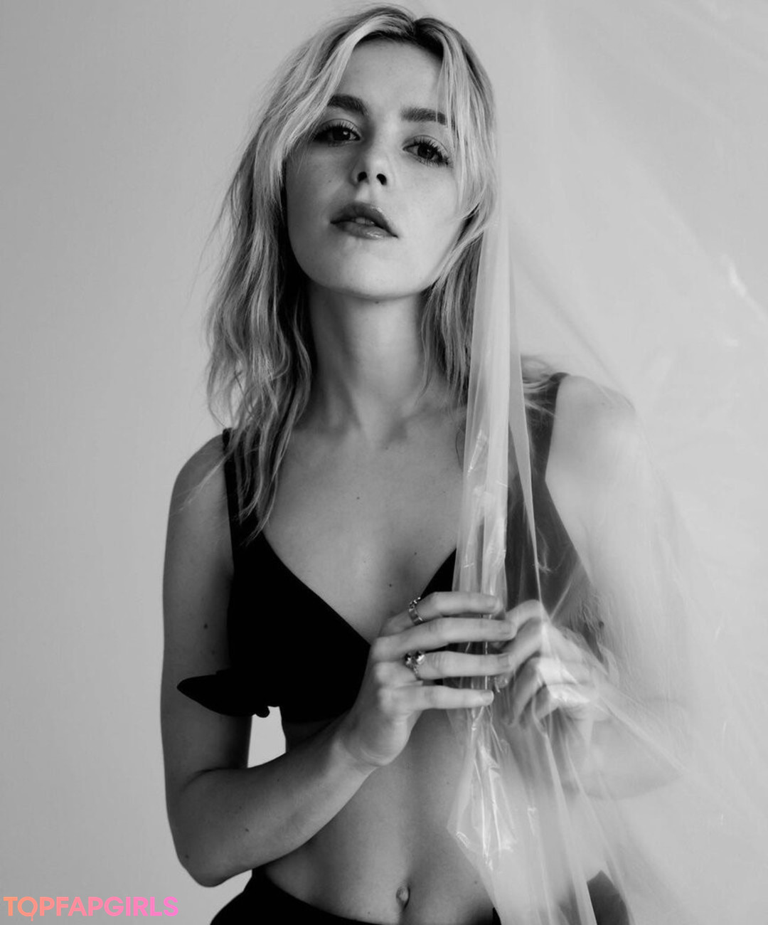 Nacktes geleaktes OnlyFans-Foto von Kiernan Shipka #1526
