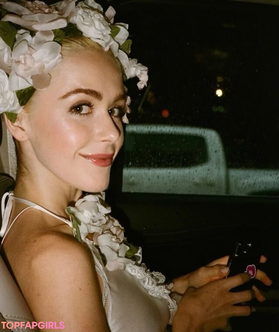 Nacktes geleaktes OnlyFans-Foto von Kiernan Shipka #1614
