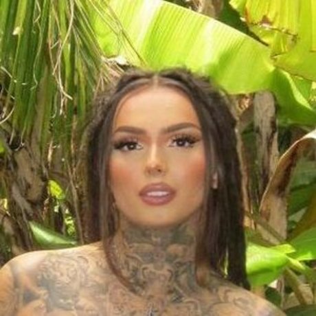 Zhavia