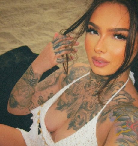 Nacktes geleaktes OnlyFans-Foto von Zhavia