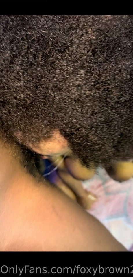 Nacktes geleaktes OnlyFans-Foto von Foxybrown20free