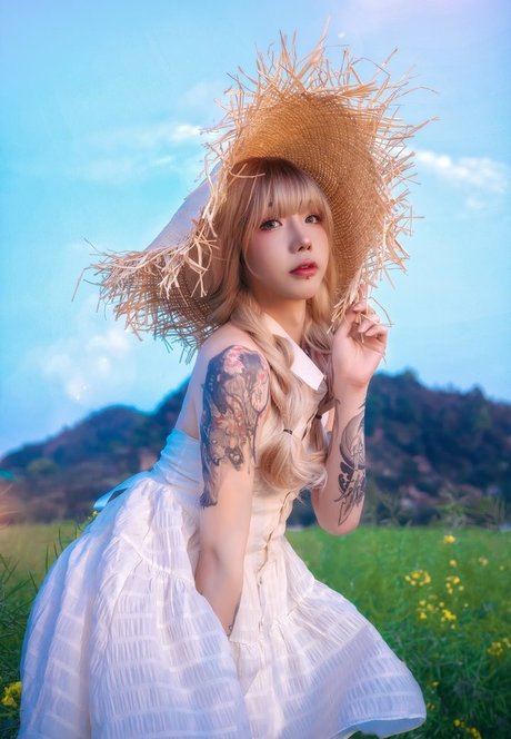 Nacktes geleaktes OnlyFans-Foto von Shiliuyelei