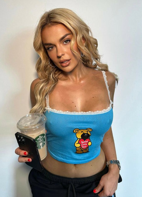 Tallia Storm