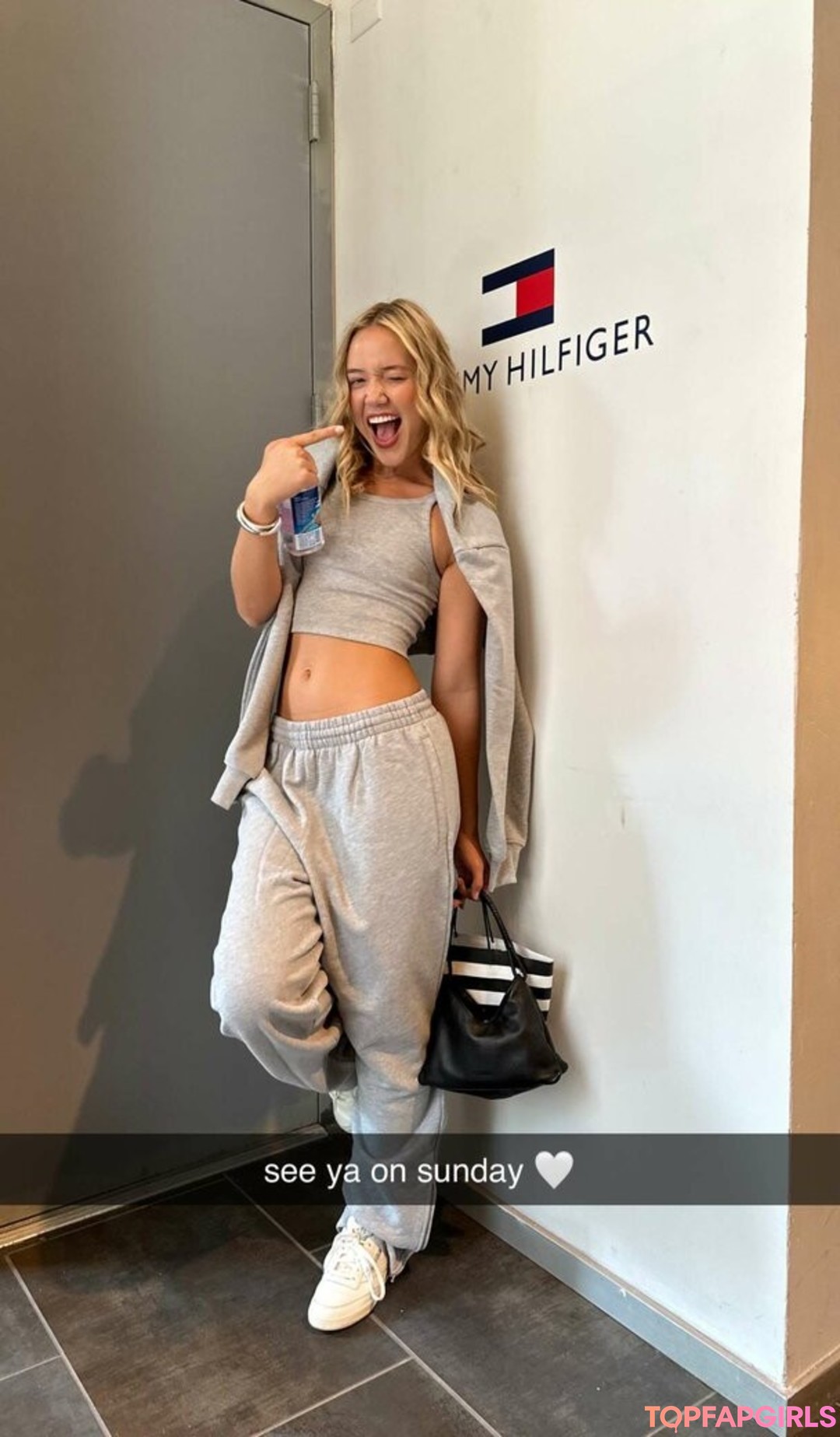 Nacktes geleaktes OnlyFans-Foto von Olivia Ponton #1052