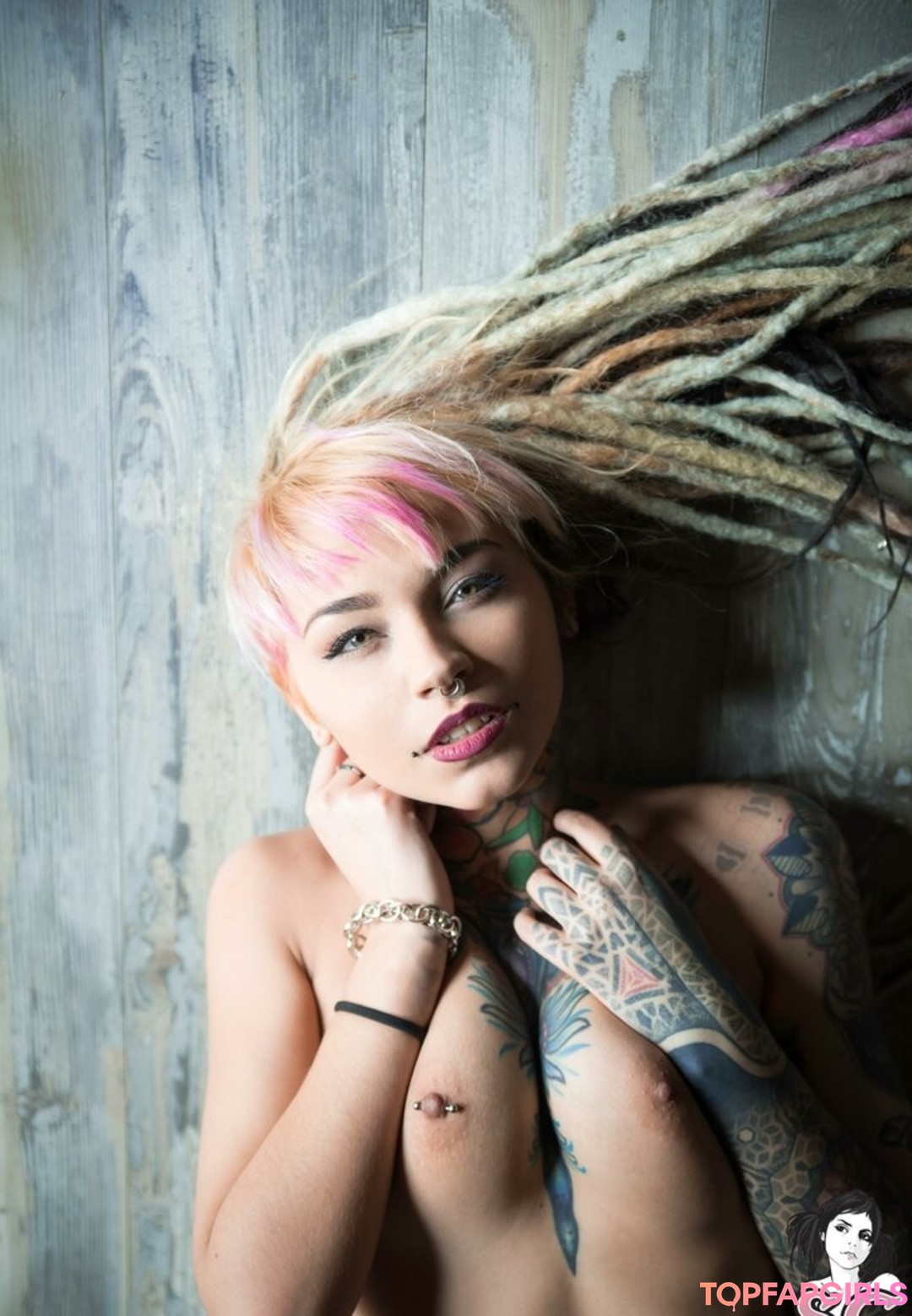 Nacktes geleaktes OnlyFans-Foto von Fishball Suicide #1071