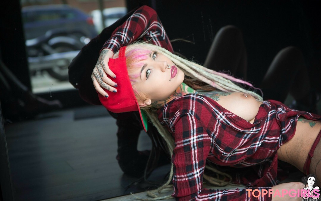 Nacktes geleaktes OnlyFans-Foto von Fishball Suicide #1575