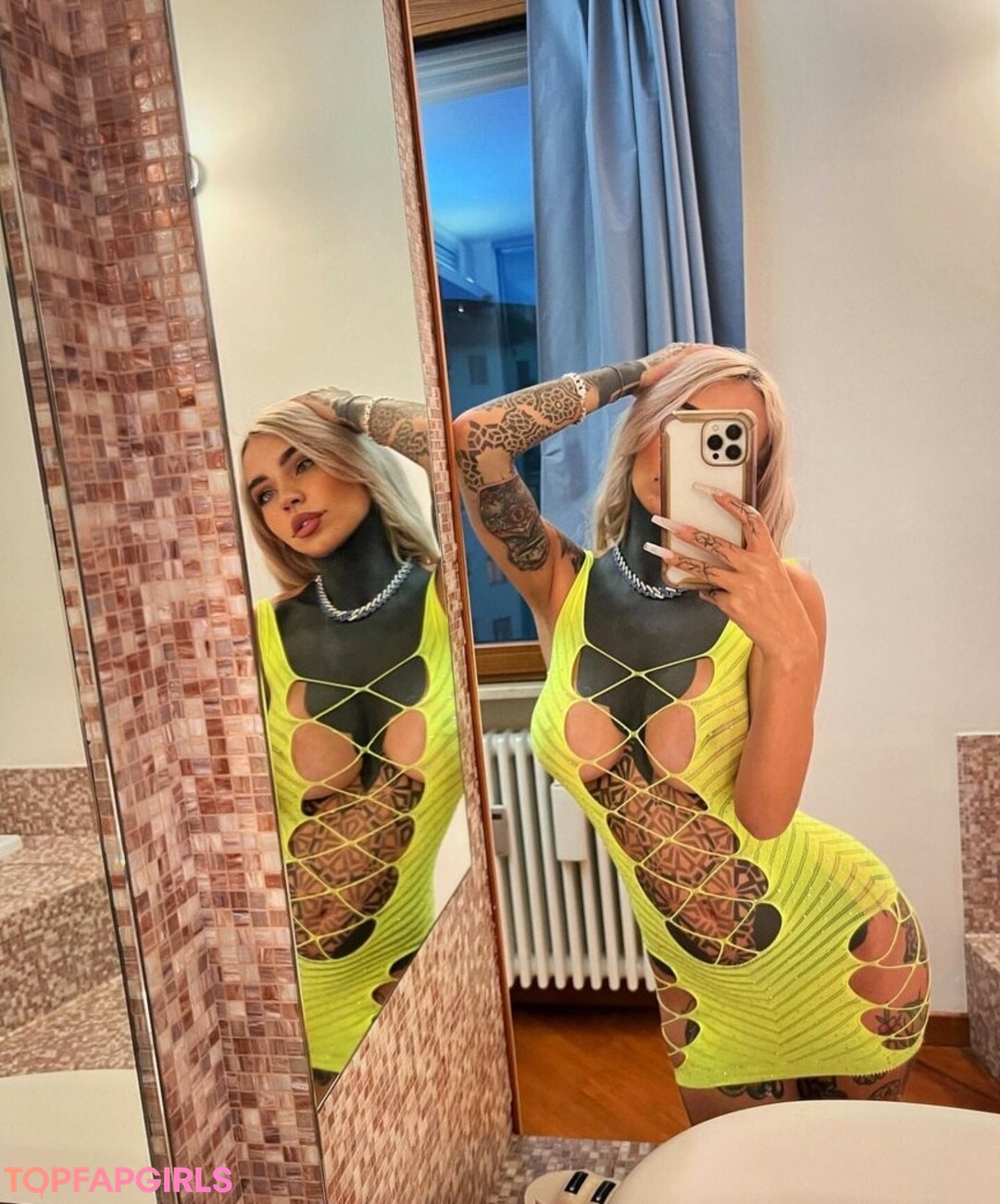 Nacktes geleaktes OnlyFans-Foto von Fishball Suicide #1763
