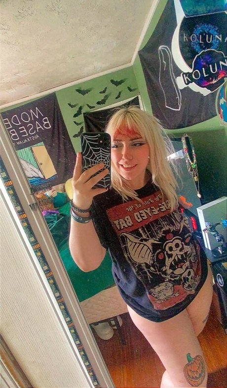 Lvngdedgrl