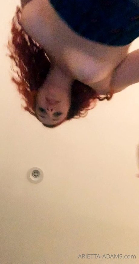 Nacktes geleaktes OnlyFans-Foto von Ariettaadamsxxx
