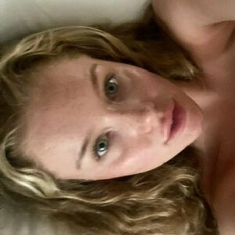 Nacktes geleaktes OnlyFans-Foto von Amberodonnell