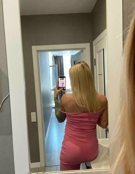 Nacktes geleaktes OnlyFans-Foto von Jennyeyrejenny