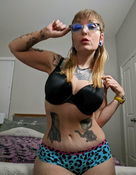 Nacktes geleaktes OnlyFans-Foto von Xlunakali