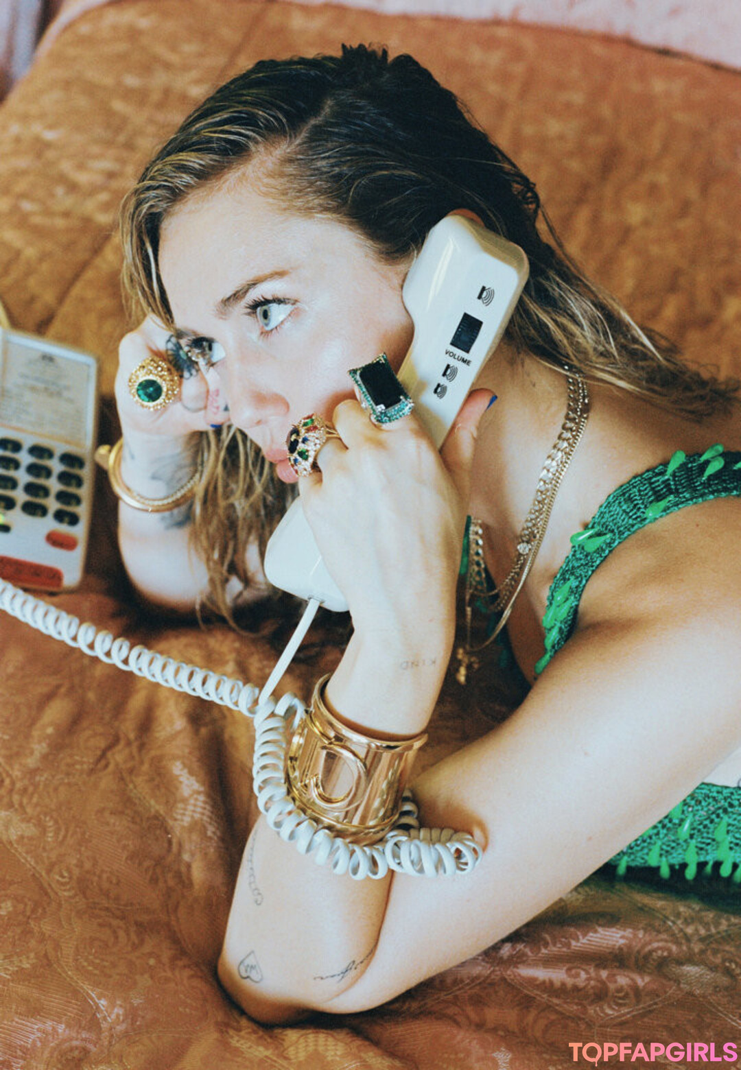 Nacktes geleaktes OnlyFans-Foto von Miley Cyrus #1061