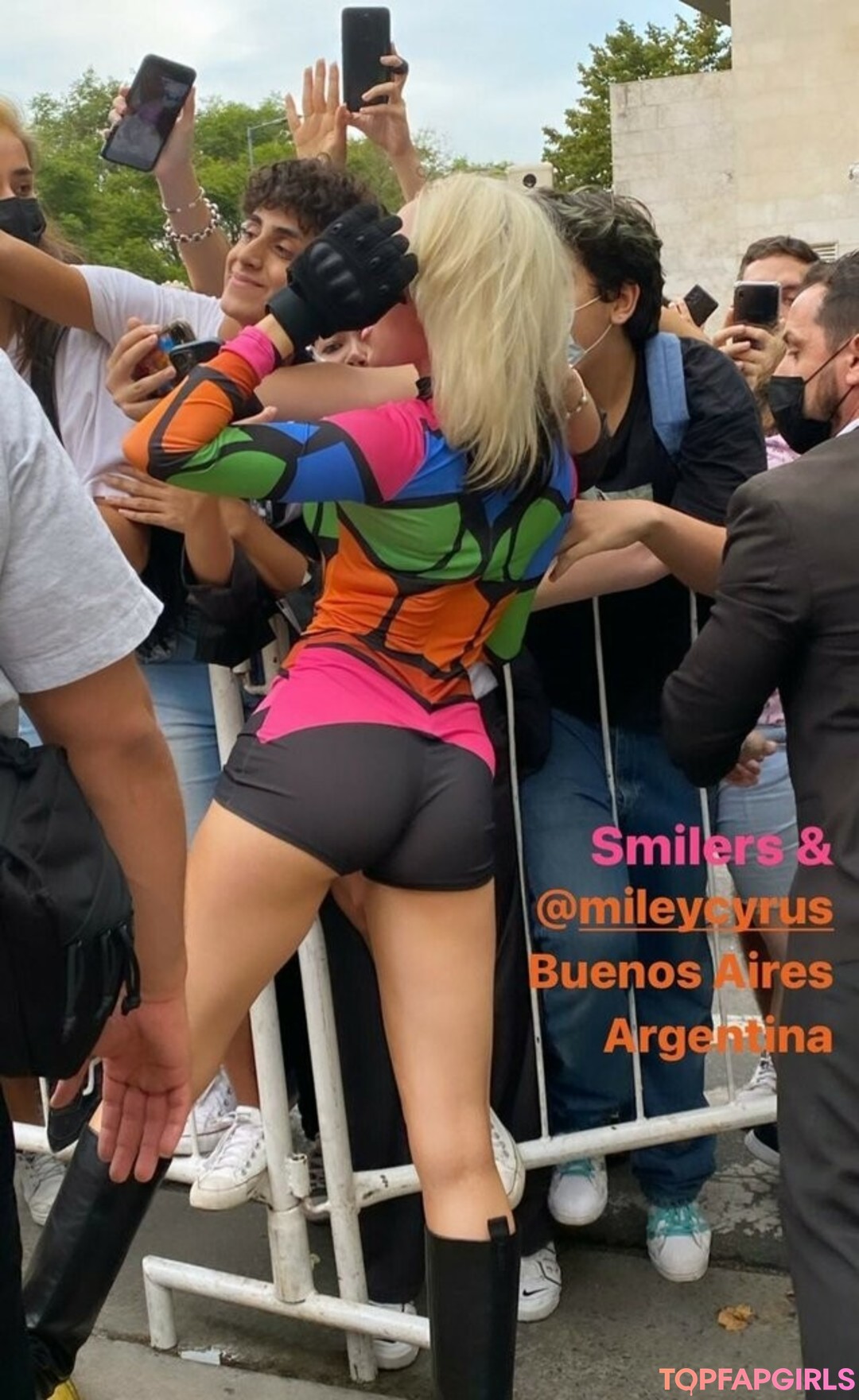 Nacktes geleaktes OnlyFans-Foto von Miley Cyrus #1073