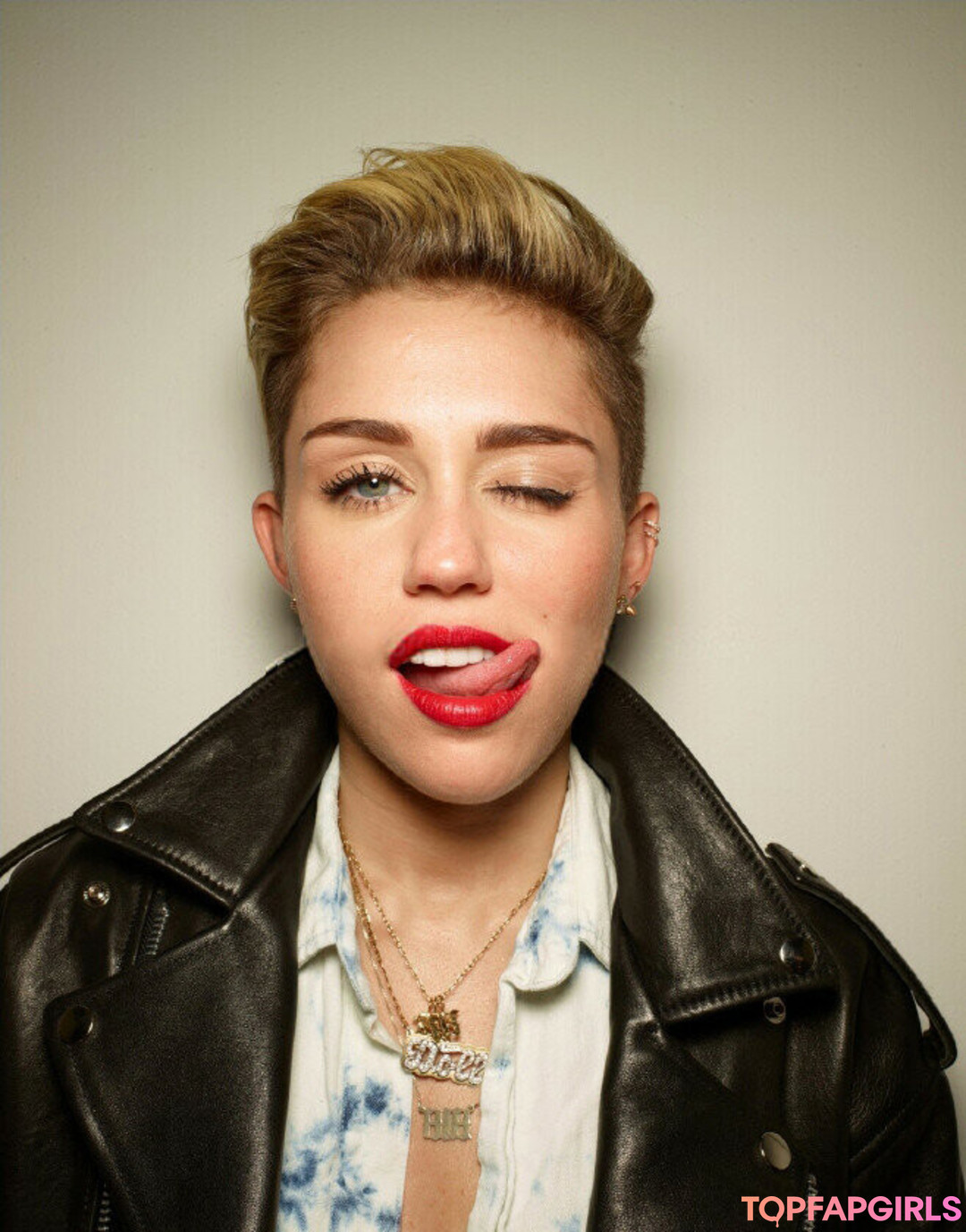 Nacktes geleaktes OnlyFans-Foto von Miley Cyrus #1624