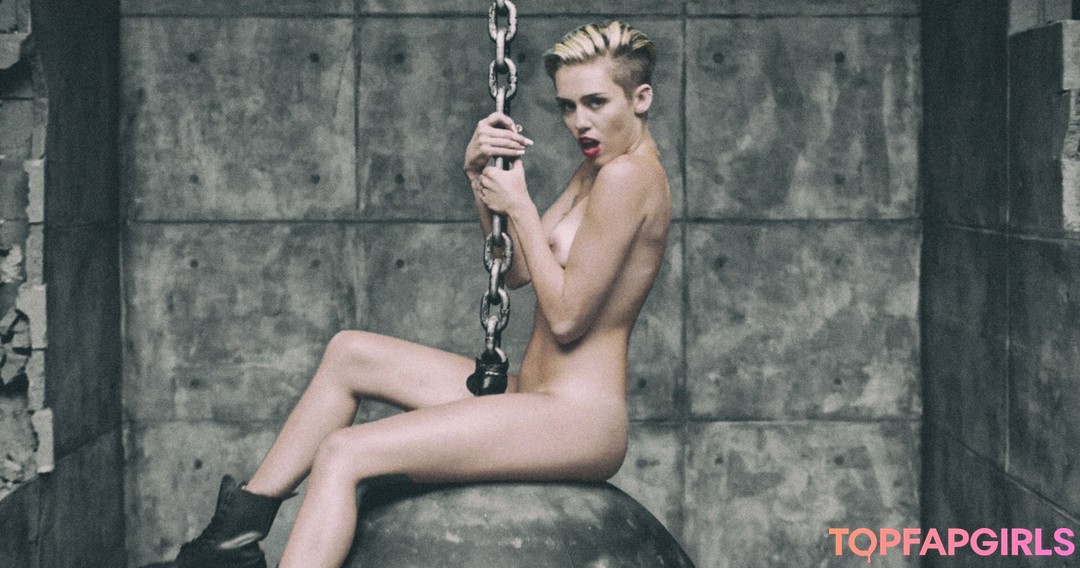 Nacktes geleaktes OnlyFans-Foto von Miley Cyrus #1643