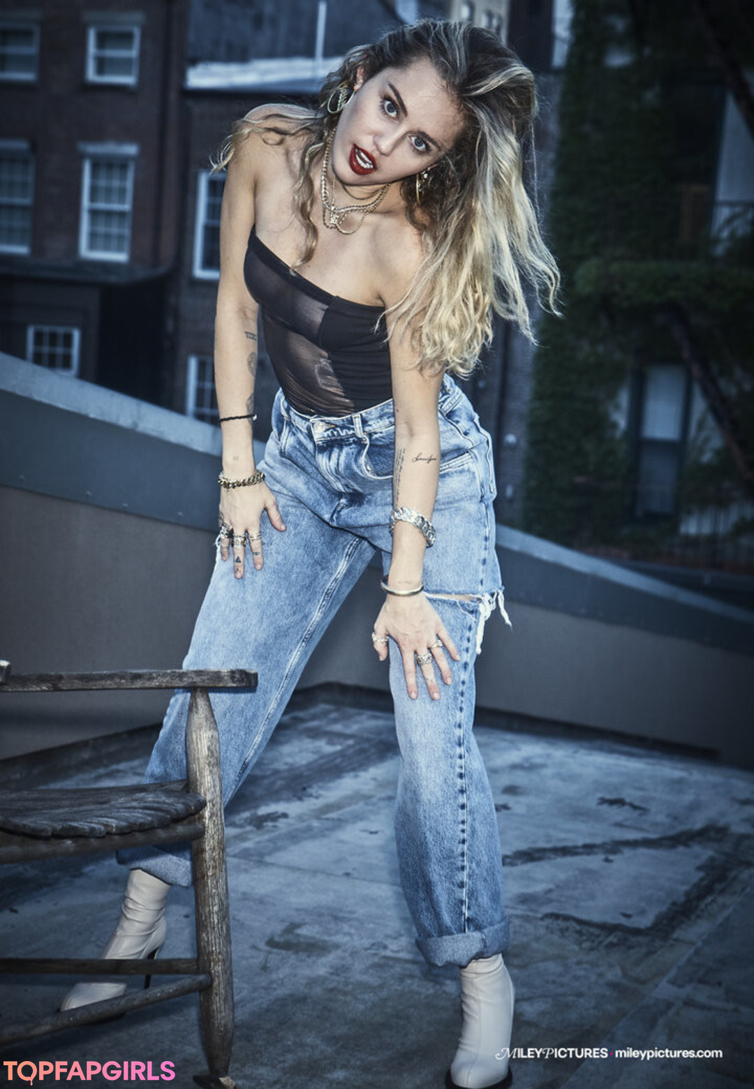 Nacktes geleaktes OnlyFans-Foto von Miley Cyrus #1681