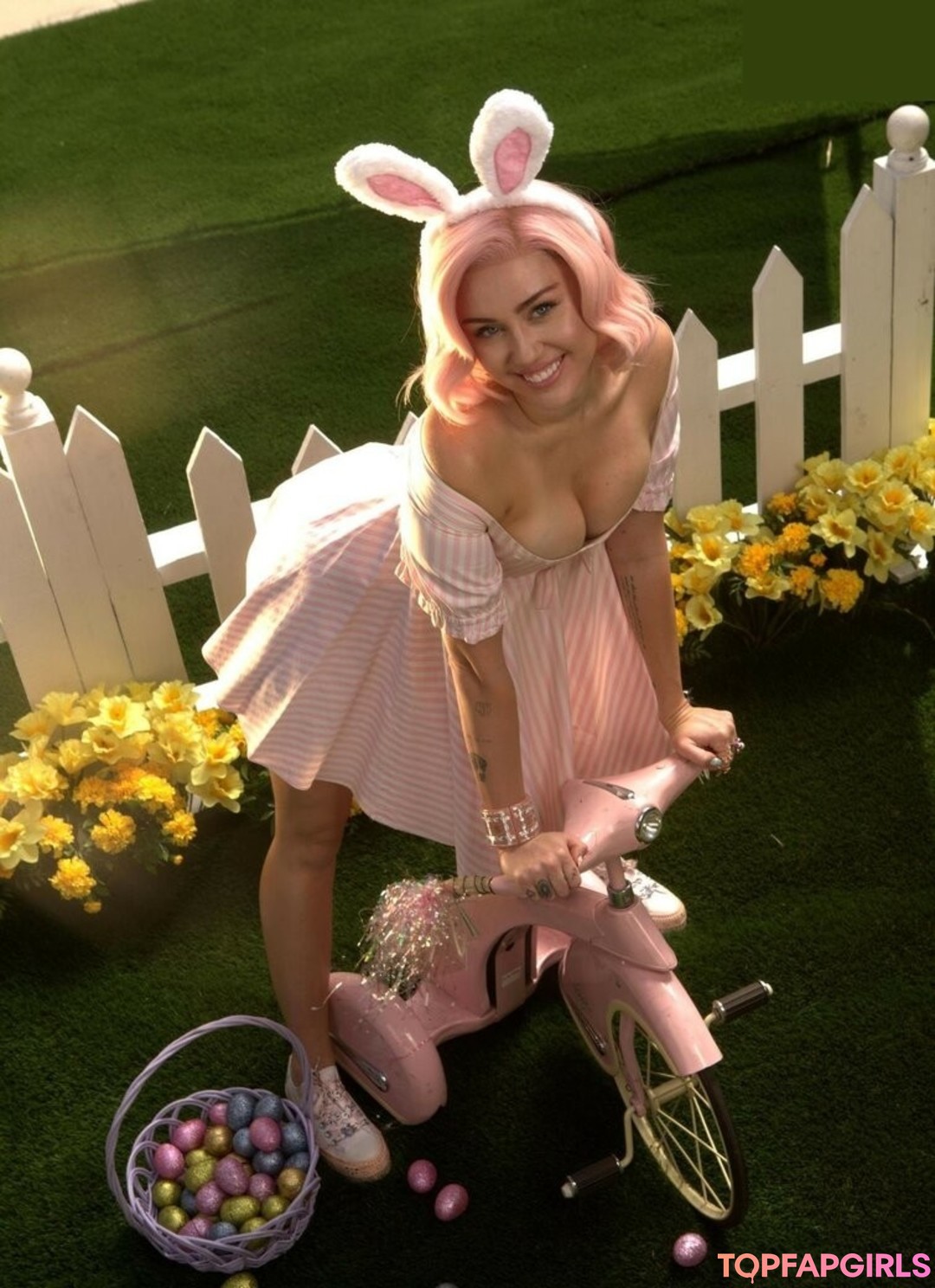 Nacktes geleaktes OnlyFans-Foto von Miley Cyrus #1853