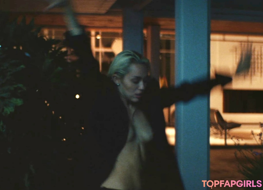 Nacktes geleaktes OnlyFans-Foto von Miley Cyrus #1921