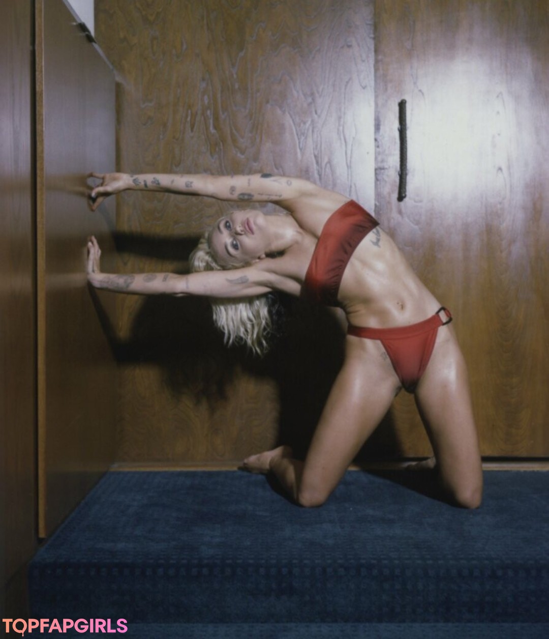 Nacktes geleaktes OnlyFans-Foto von Miley Cyrus #1955