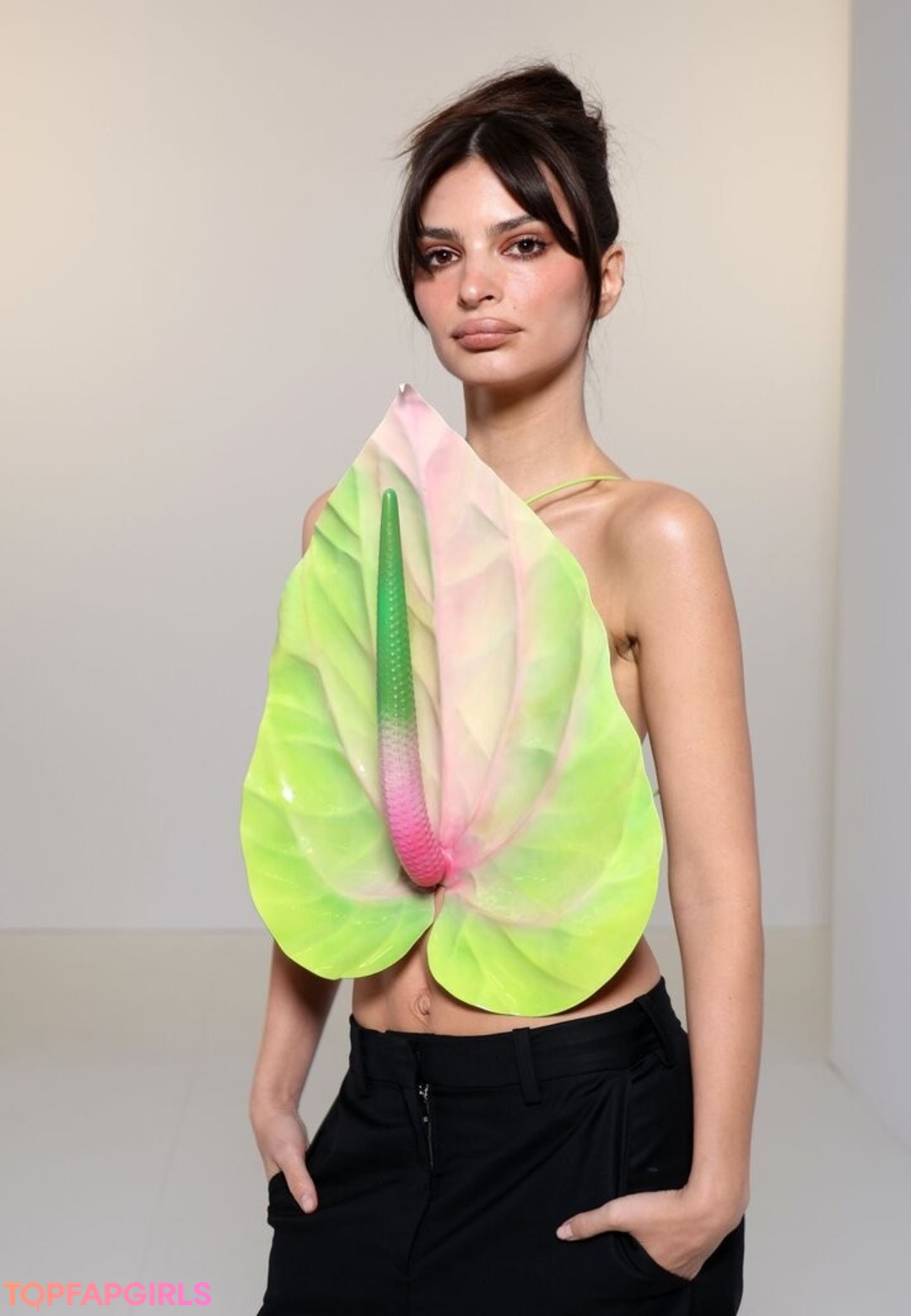 Nacktes geleaktes OnlyFans-Foto von Emily Ratajkowski #1363