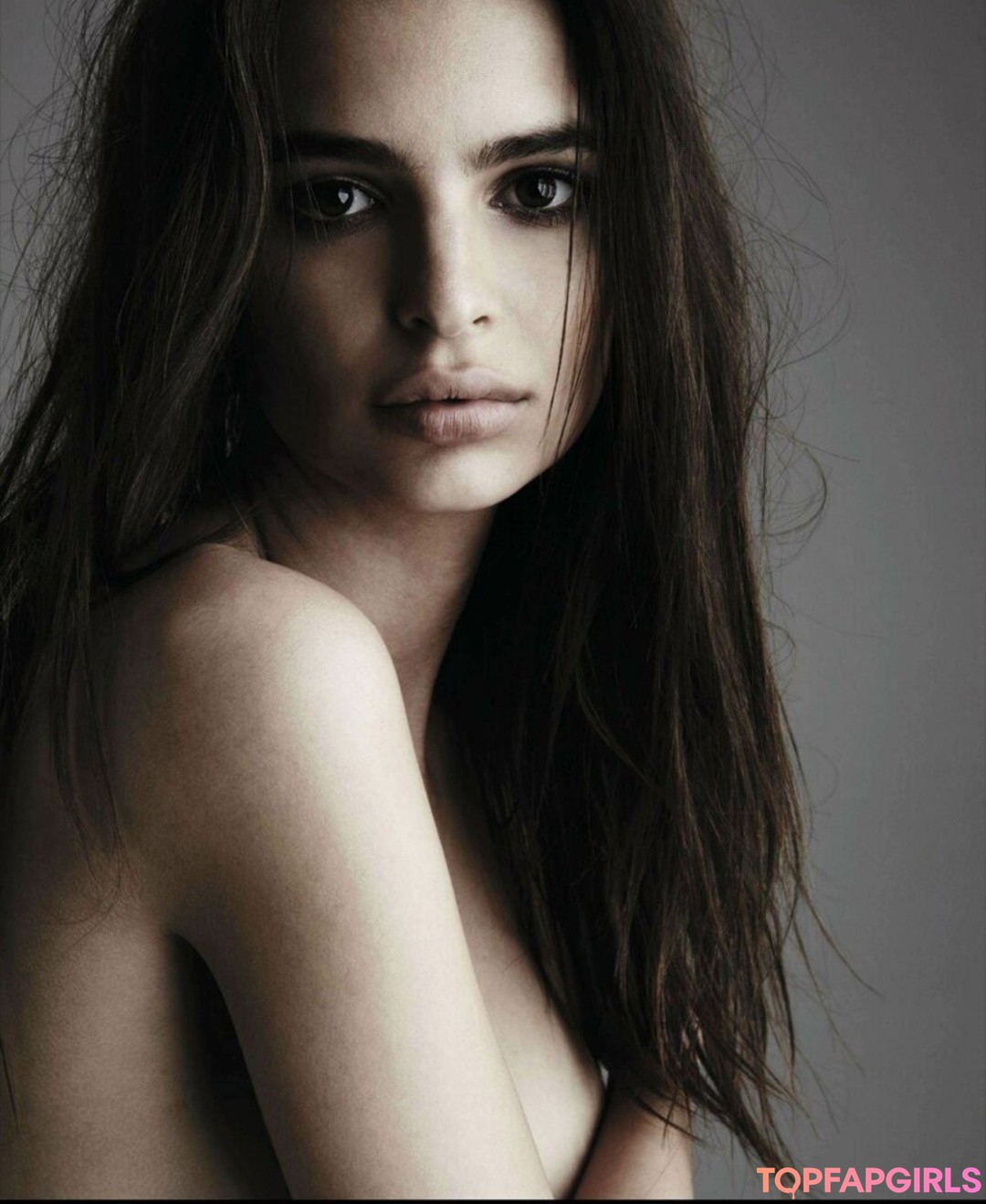 Nacktes geleaktes OnlyFans-Foto von Emily Ratajkowski #1687