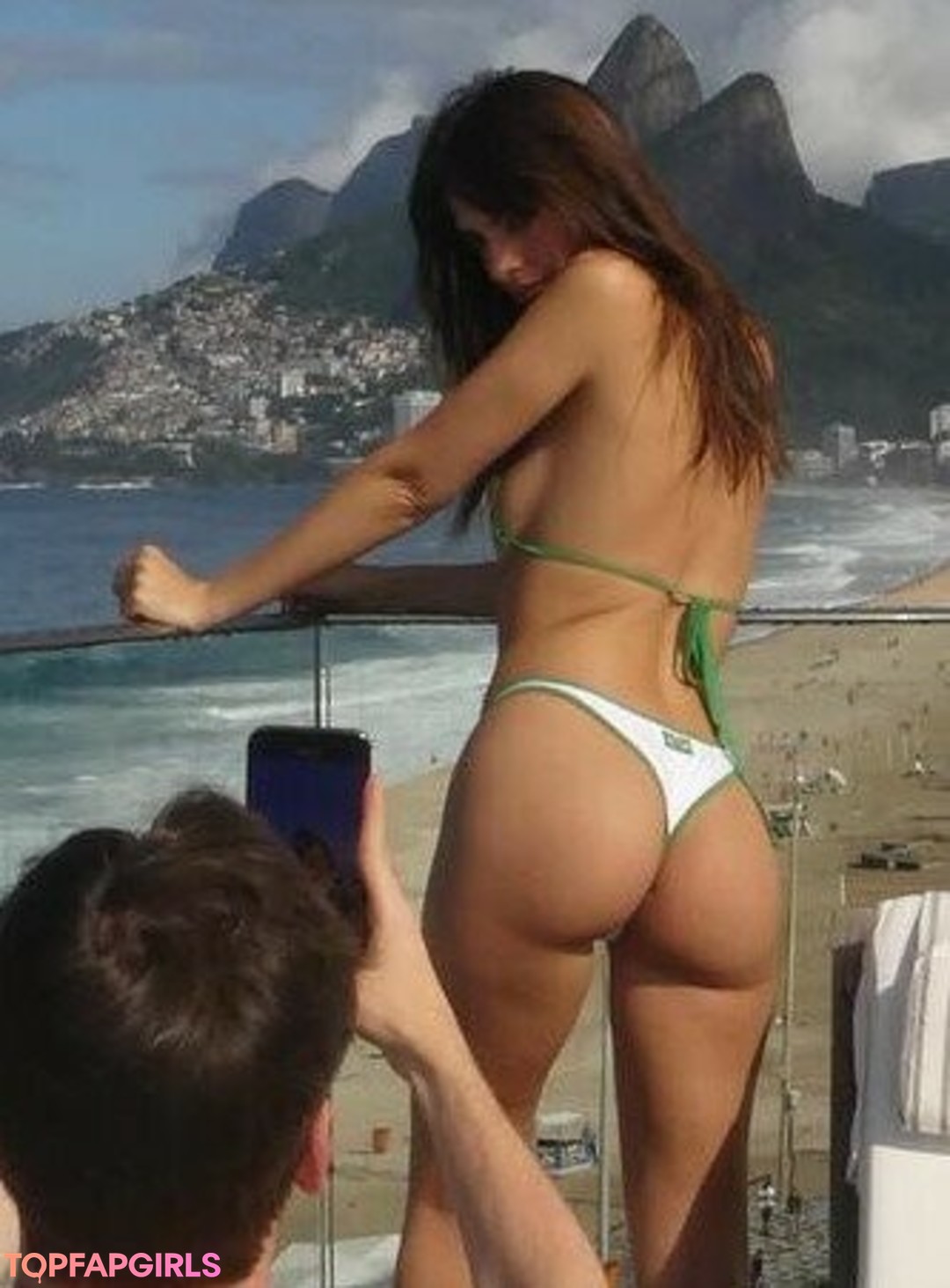 Nacktes geleaktes OnlyFans-Foto von Emily Ratajkowski #1744