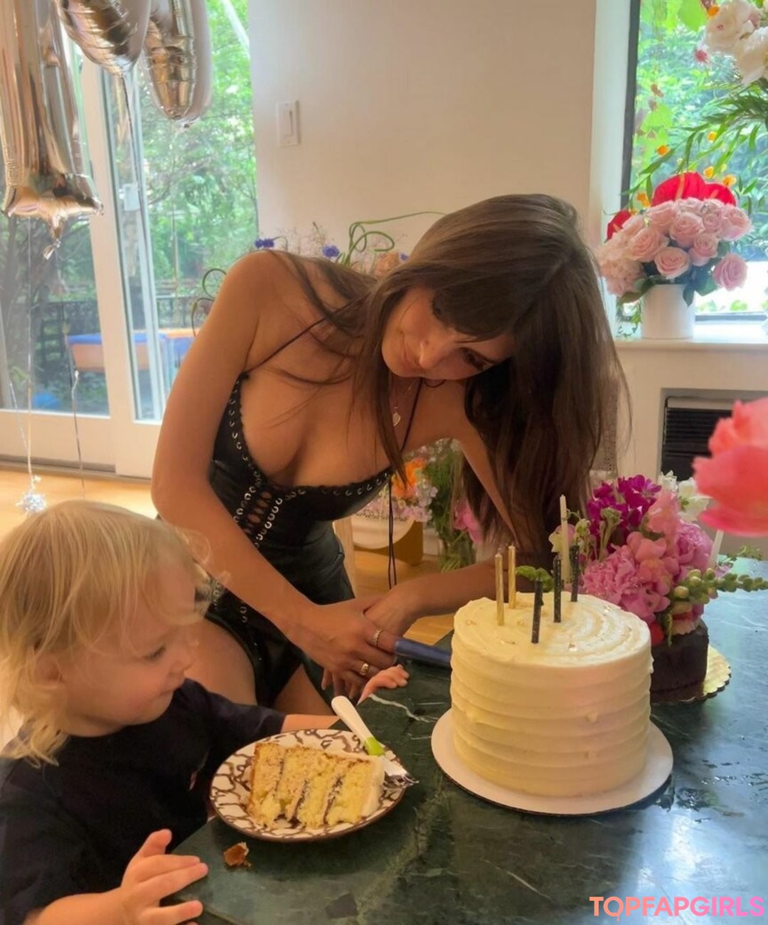Nacktes geleaktes OnlyFans-Foto von Emily Ratajkowski #1770