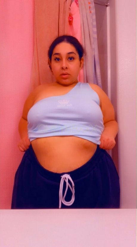 Nacktes geleaktes OnlyFans-Foto von Cheybbxxx