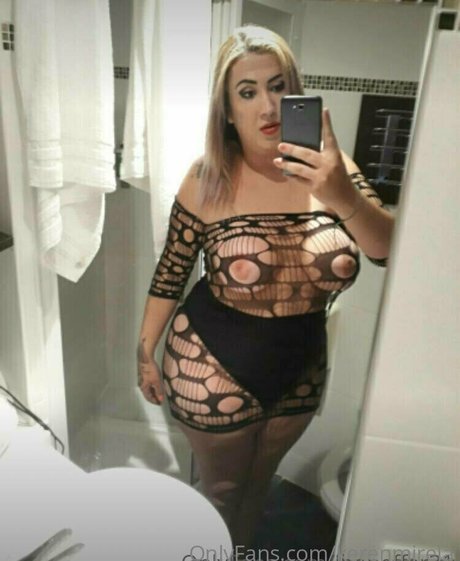 Nacktes geleaktes OnlyFans-Foto von Kerenmirela