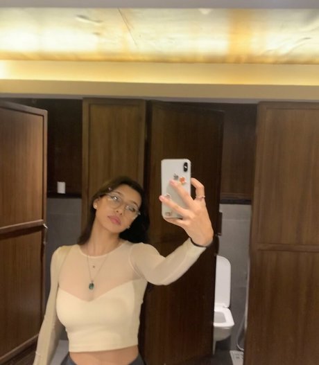 Nacktes geleaktes OnlyFans-Foto von Sir3ngf