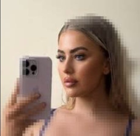 Nacktes geleaktes OnlyFans-Foto von Hxnnahnicholls