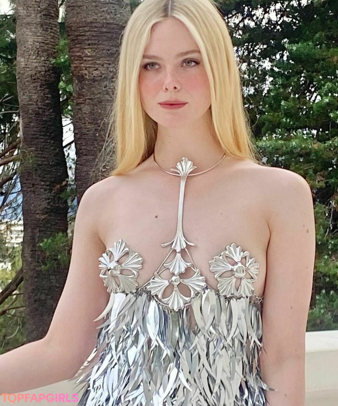 Nacktes geleaktes OnlyFans-Foto von Elle Fanning #1046